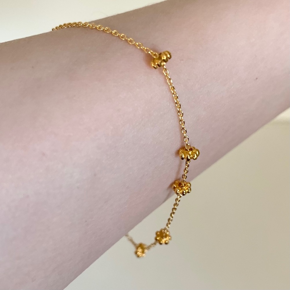 Mini daisy bracelet - Picture 4 of 11